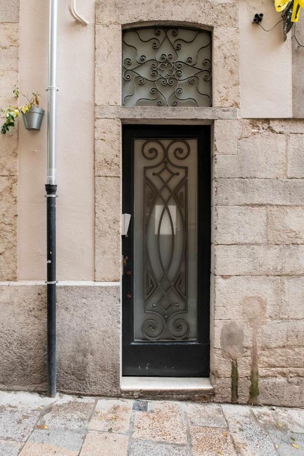 Revitalized Apartment In Historical Building Girona Zewnętrze zdjęcie