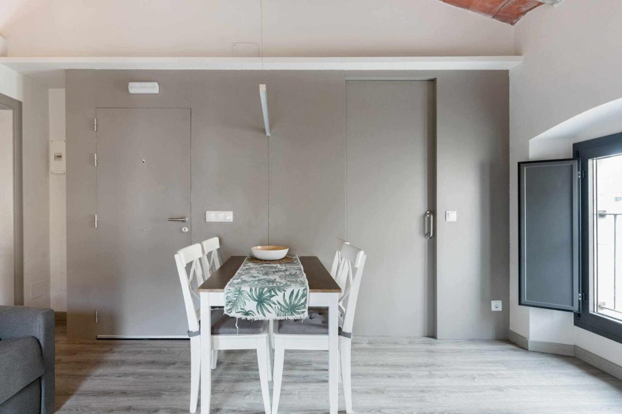 Revitalized Apartment In Historical Building Girona Zewnętrze zdjęcie